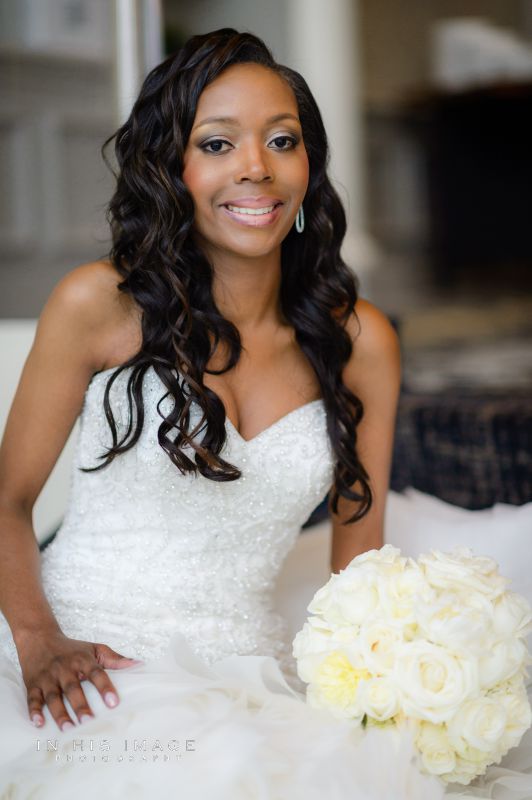 Bride portrait on staircase at the City Club Raleigh