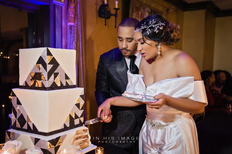 Barclay Villa wedding | Cake Cutting