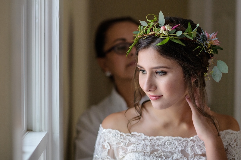 Old Lystra Inn Wedding | Inspiration | Bride's Floral Crown