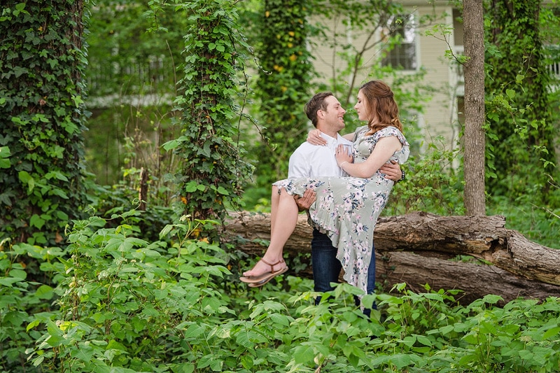 Outdoor Engagement Photo Session